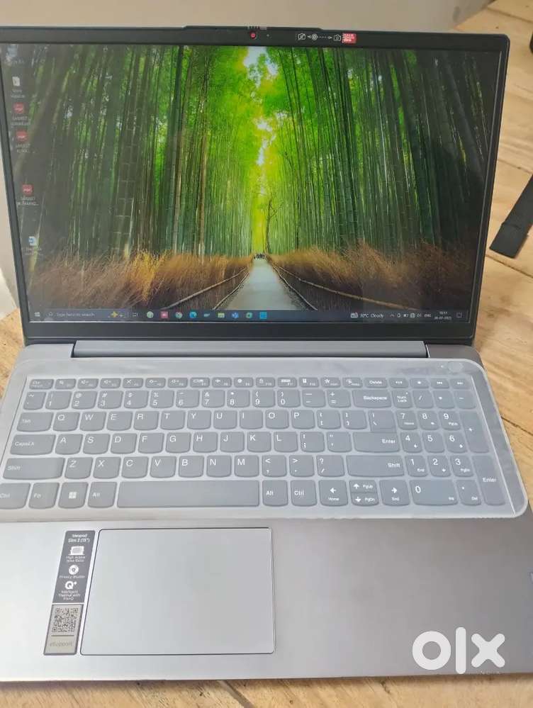 Idea pad slim 3 Laptop one year old only