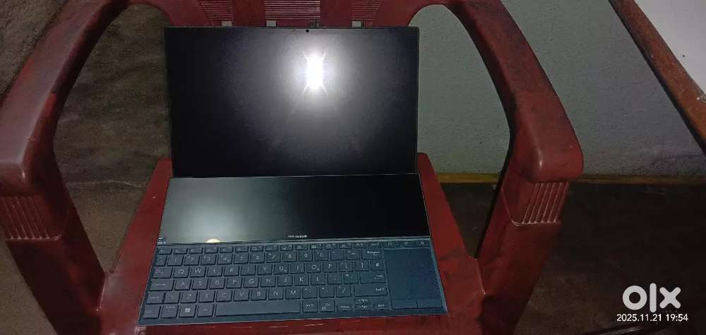 ASUS Zen book double screen