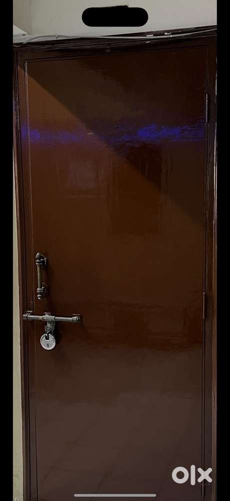 I WANT TO RENT MY OFFICE 70 squer feet LIMDA CHOWK OPP PANCHNATH MANDI