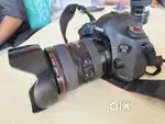 5D iii with 24-105 USM ii  lence