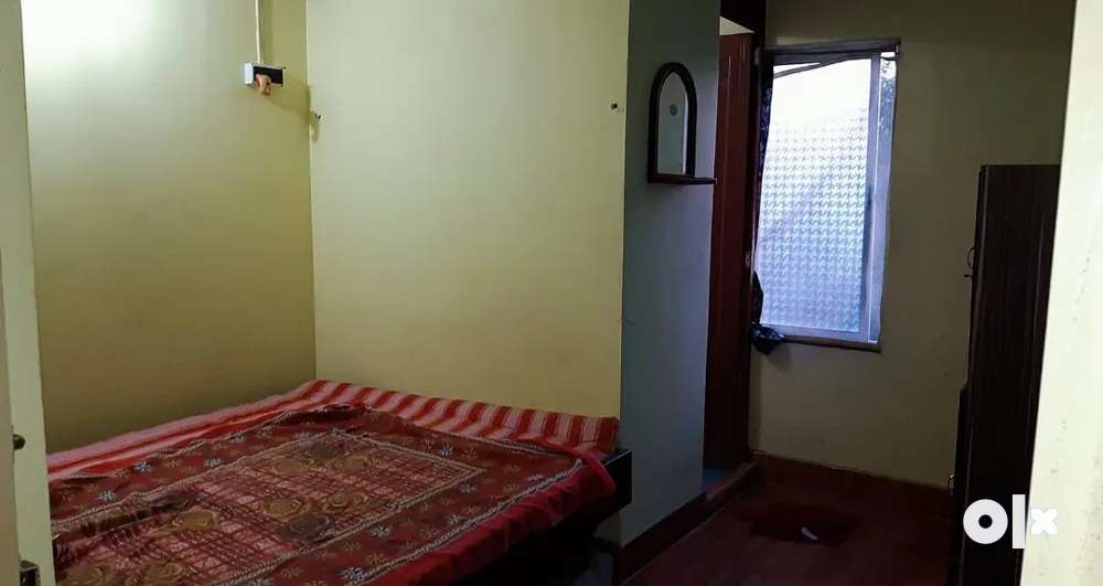 Single bachelor allowed 1Rk furnished flat rent in Thakurpukur.