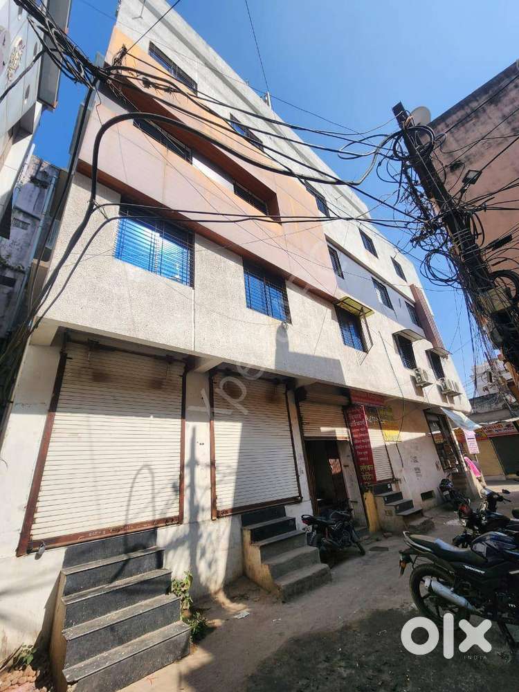 2 BHK Apartment in Khajuri Bazar