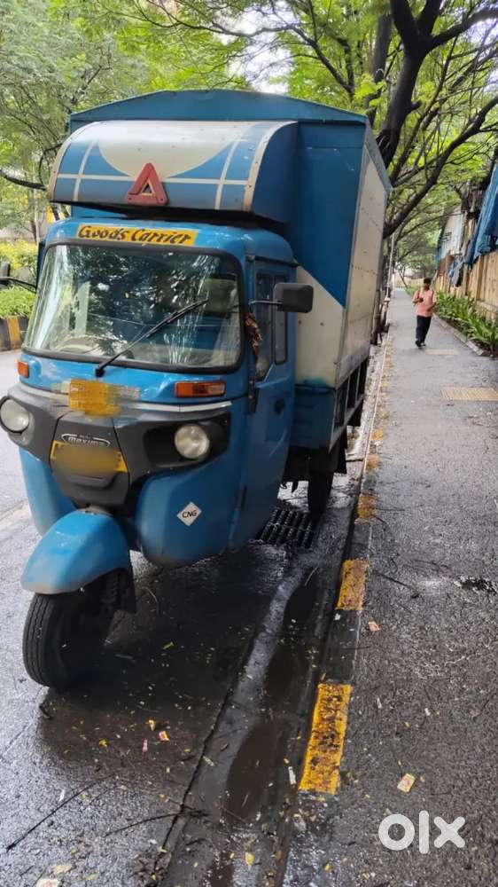 Driver Chahiye Daily Shift Par... Urgent Driver Ki Jarurt Hai