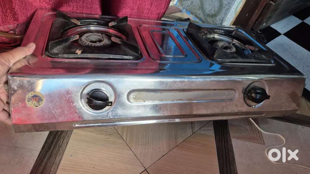 Gas Chulha 2 burner Surya company 2 year old