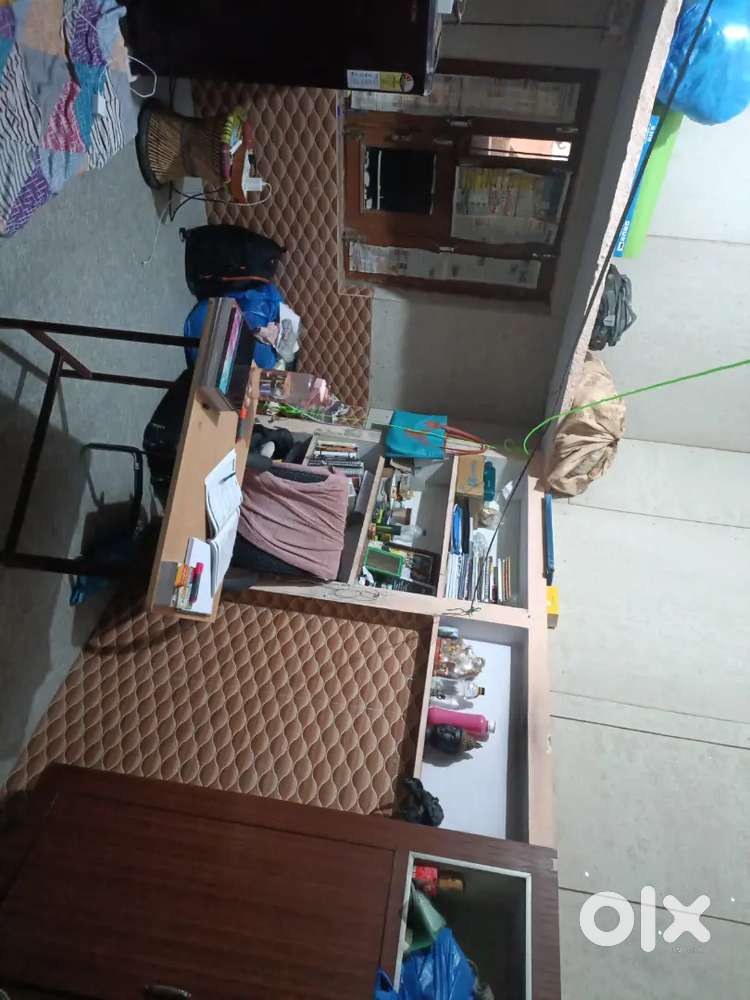 Need female roommate for 1 room set .