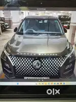 MG Hector Plus 2023 Petrol 15200 Km Driven /PPF 7 years wrnty/ AMC2028