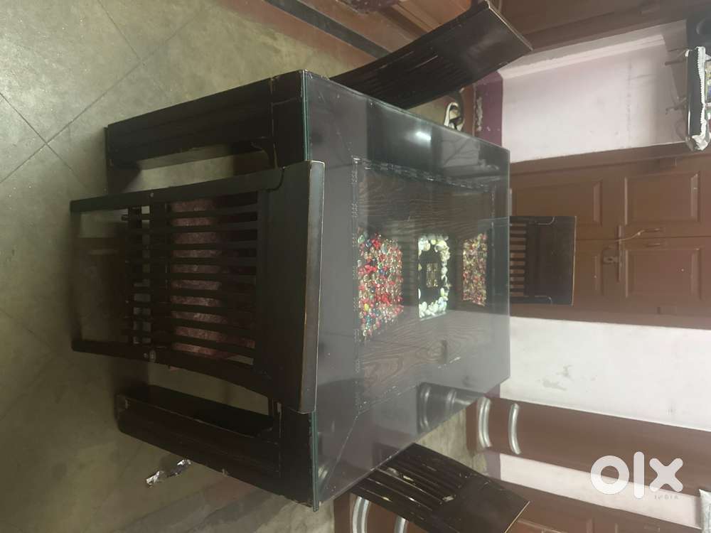 Dinning table