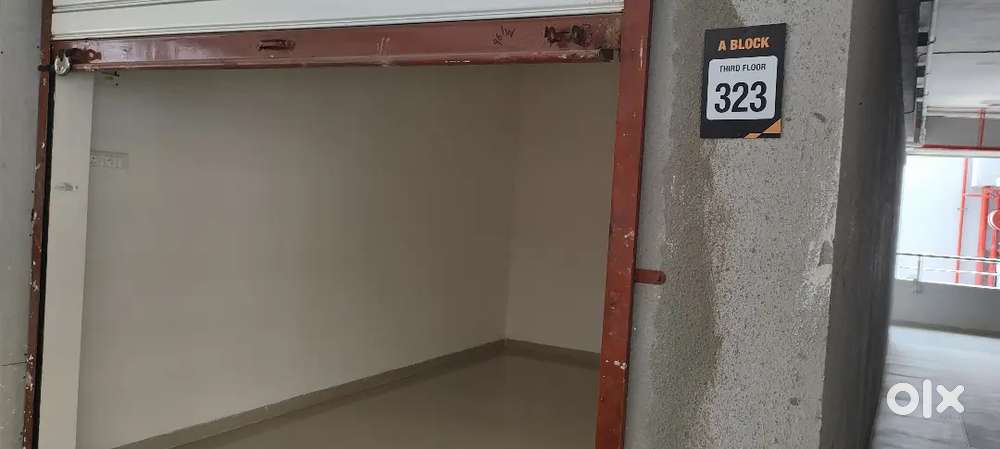 Two shops for rent 7500 each