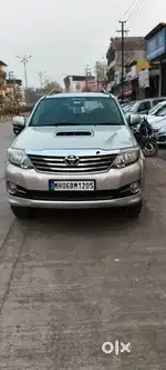 Toyota Fortuner 2011-2016 4x2 Manual, 2015, Diesel