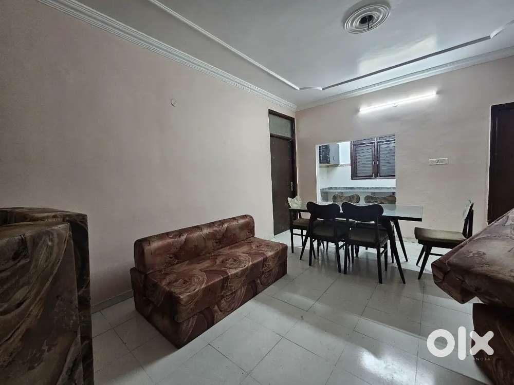 3BHK WITH 2 BATHROOM OUTSTANDING CONDITION WITH PRIME LOCATION