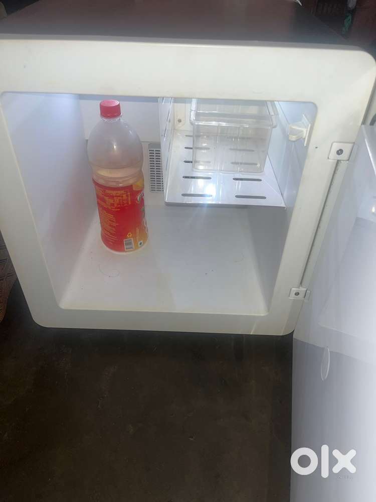 Godrej mini fridge 30l