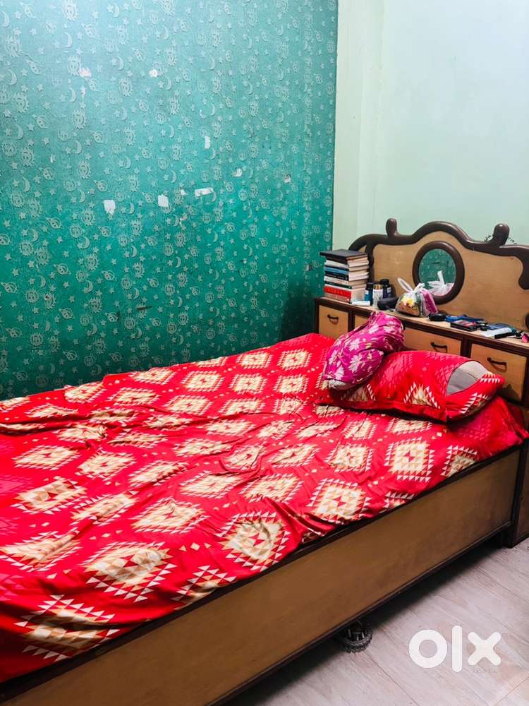 Bed is in mint condition i have maintained it completely