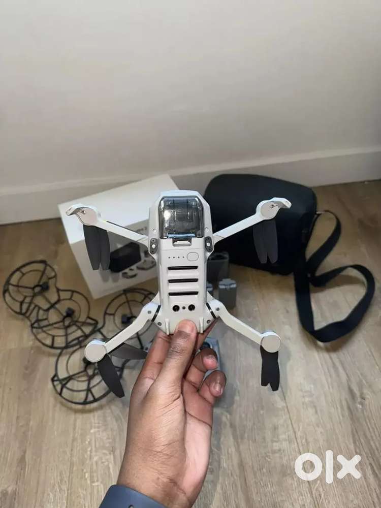DJI Mini 2 Fly More Combo 4k Camera Drone + Complimentary Propellors