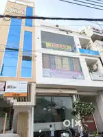 Commercial space 1850 Sqft. Immediate available for RENT/LEASE