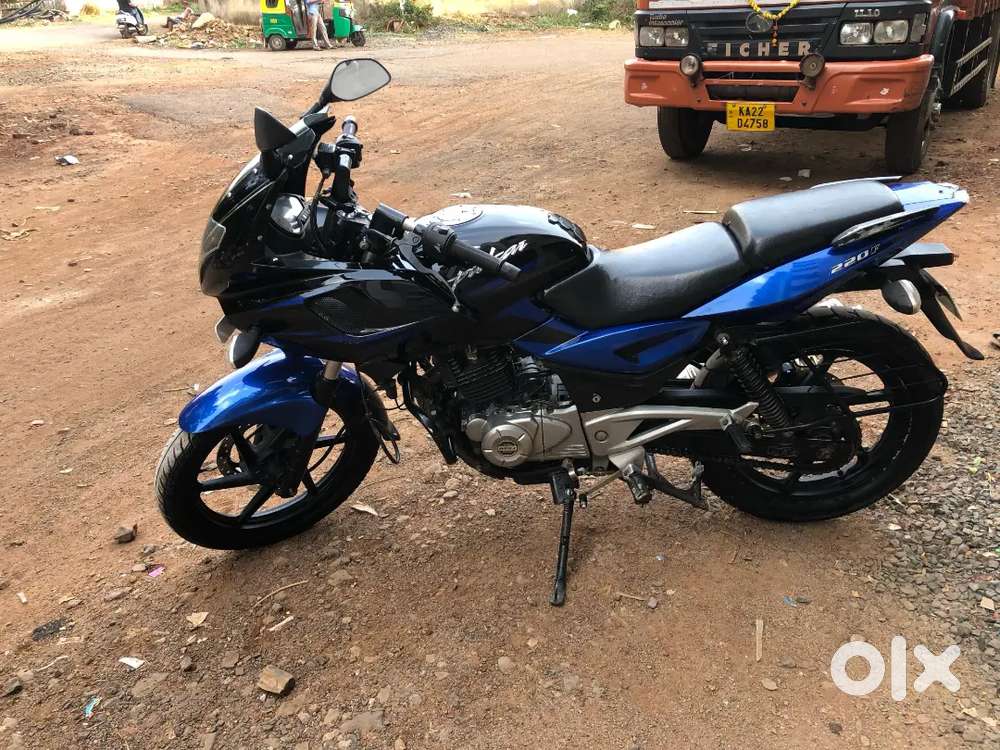 Bajaj pulsar 220 for sale