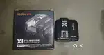 Godox X1t trigger & Tripod
