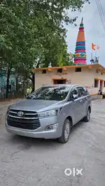 Toyota Innova Crysta 2017 Diesel Well Maintained