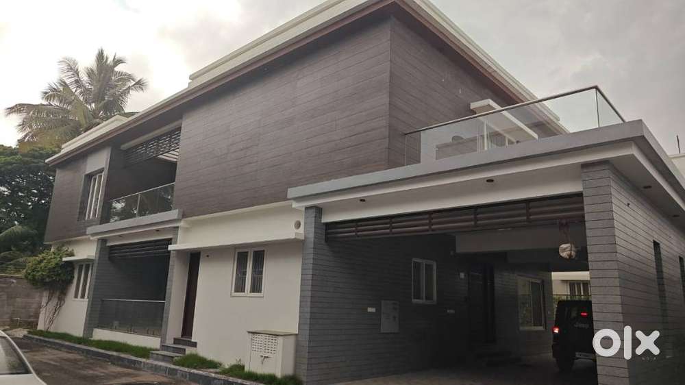 Manchester Cotton City -4BHK Villa Available For Sale In Saravanampatt
