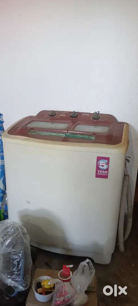 Godrej GWS7002 7kg automatic & Usha mini 12 cooler good condition