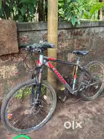 Italian made TRINX  MTB cycle gear