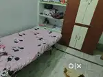 Student room single room 3 bed h 1 bed Khali h (2BHK flat h rent 9000