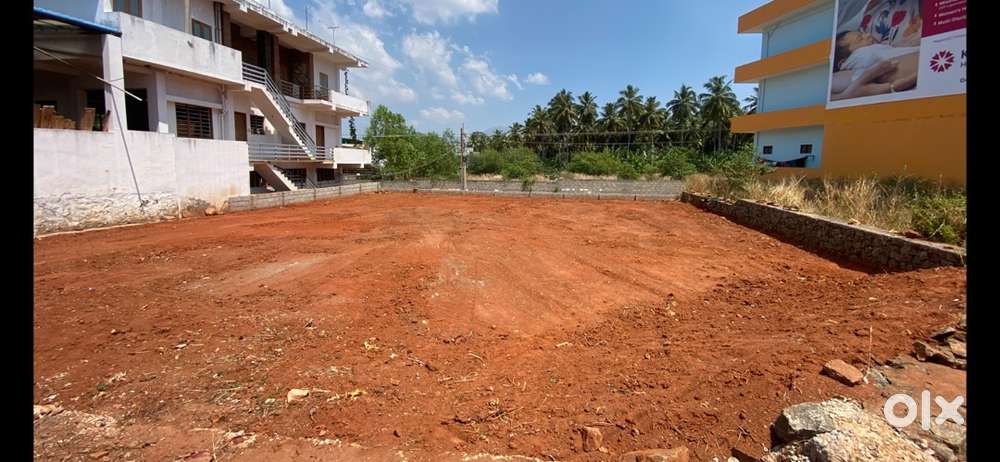 13 Cents Commercial Land Pombanvilai