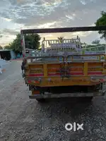 ISUZU DMAXX