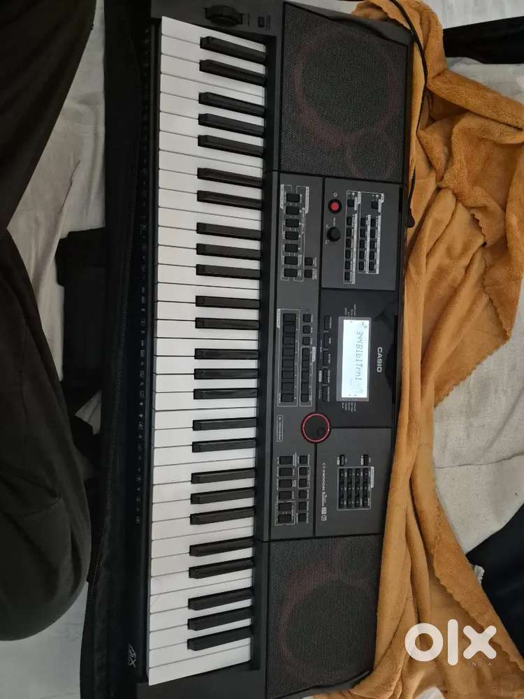 Keyboard casio 9000in