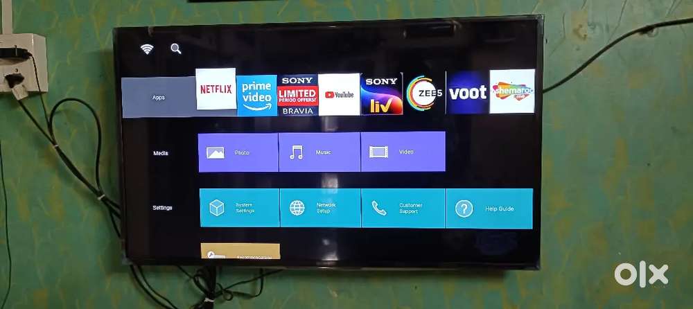 Sony Bravia 
KLV43W672G