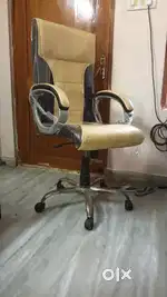 Office Chair - revolving