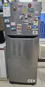 LG 260 Litre Refrigerator (3 Star, Excellent Condition)