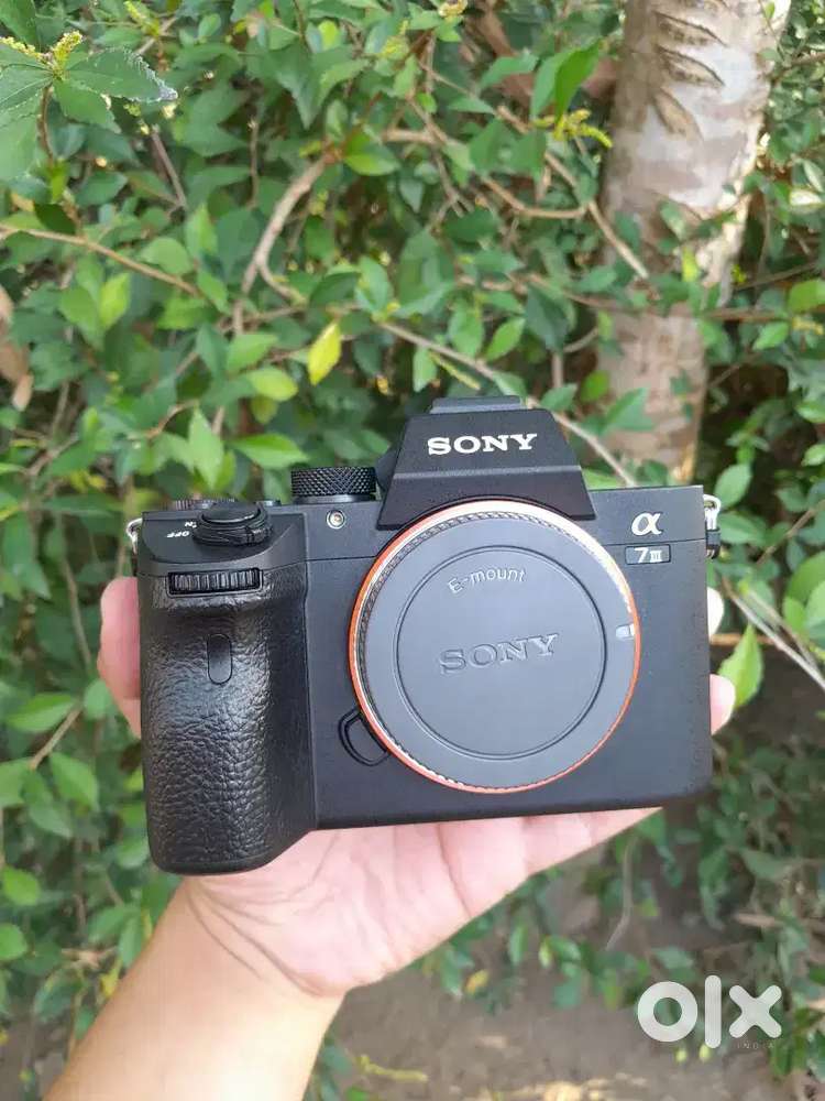 SONY Alpha 7M3K Mirrorless Camera Body with 28-70mm Zoom