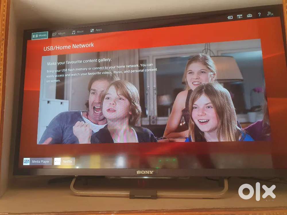 Sony kdl w700b 32inch full HD tv