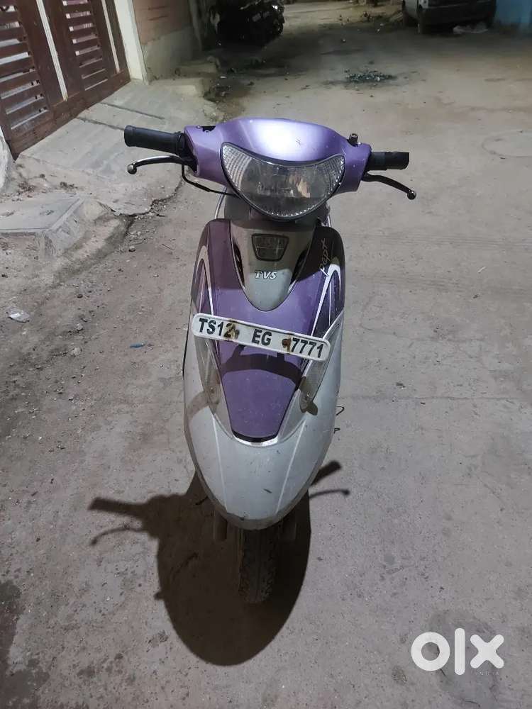 Full neat hai condition battery new hai khali  new meter dalana hai