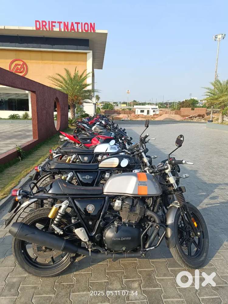 Continental GT 650 Apex grey