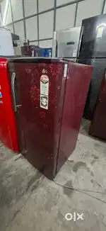 Super condition single door fridge good