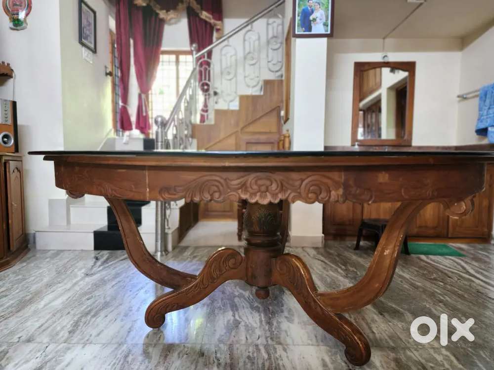 Teak wood Dyning Table(69 inch Dia)