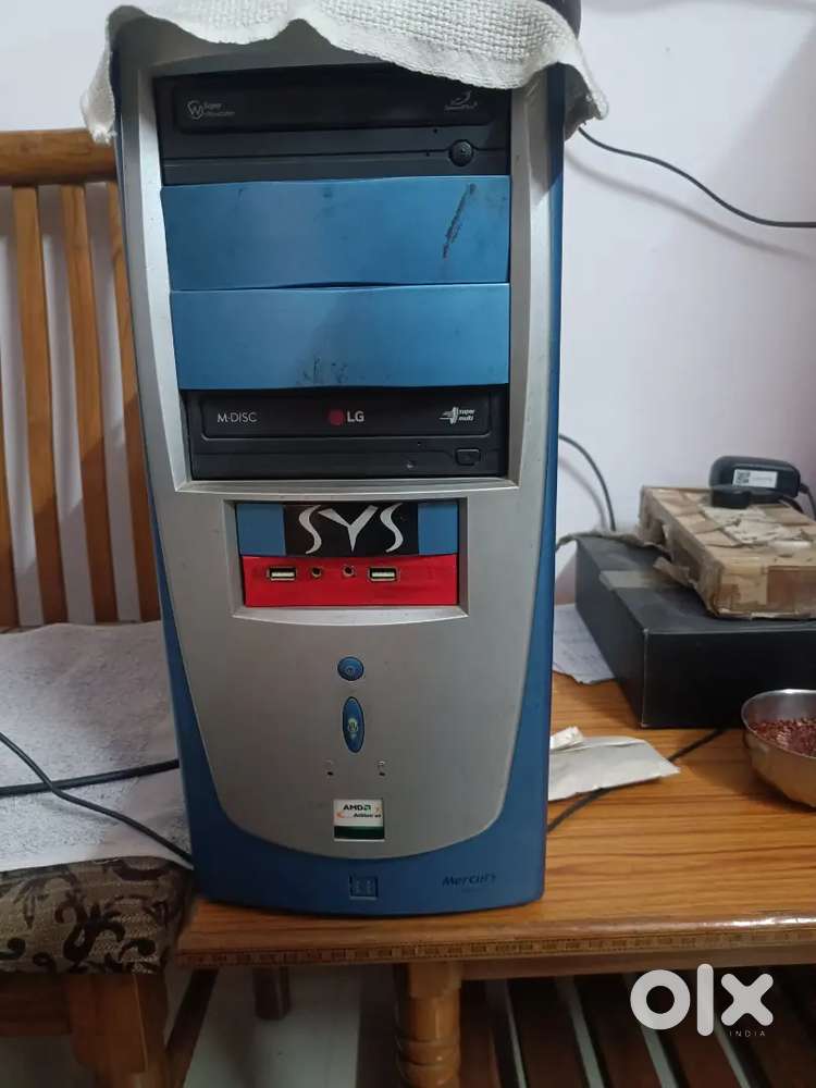 Desktop i7 with nvme and 16gb ram, Washing machine and fridge