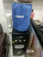 Cold and hot water machine