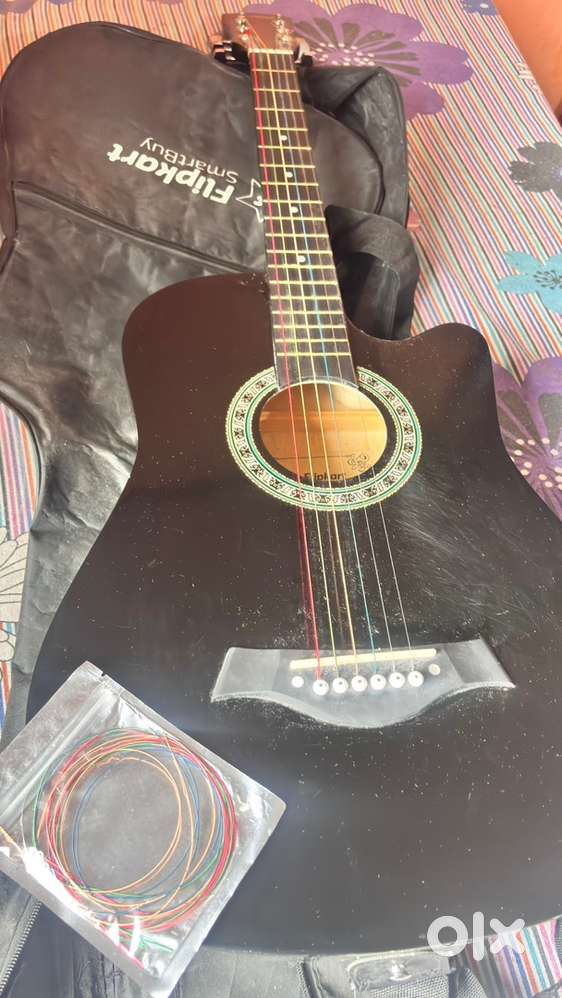 Guitar for sale in only 1500