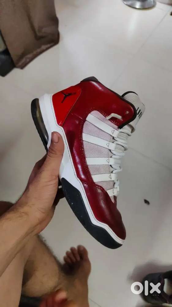 All brand shoes available