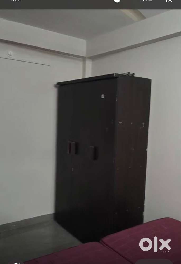 2bhk semifinished flat available for rent