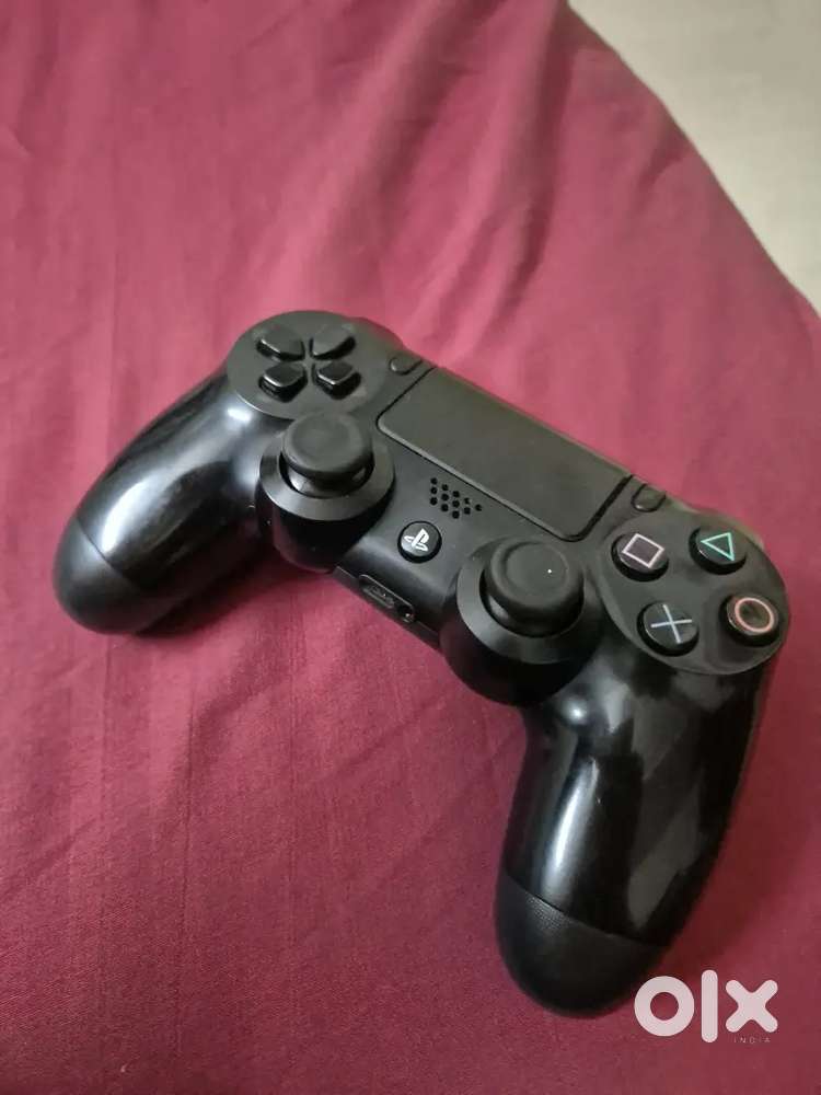 I have sold my ps4 console so i don't need the joystick