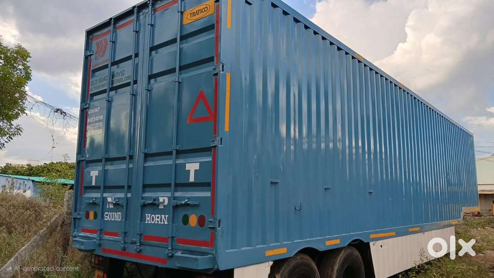 Tratico closed container