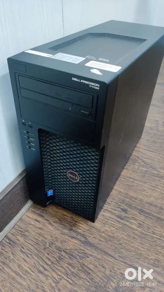 Dell Precision T1700 desktop computer