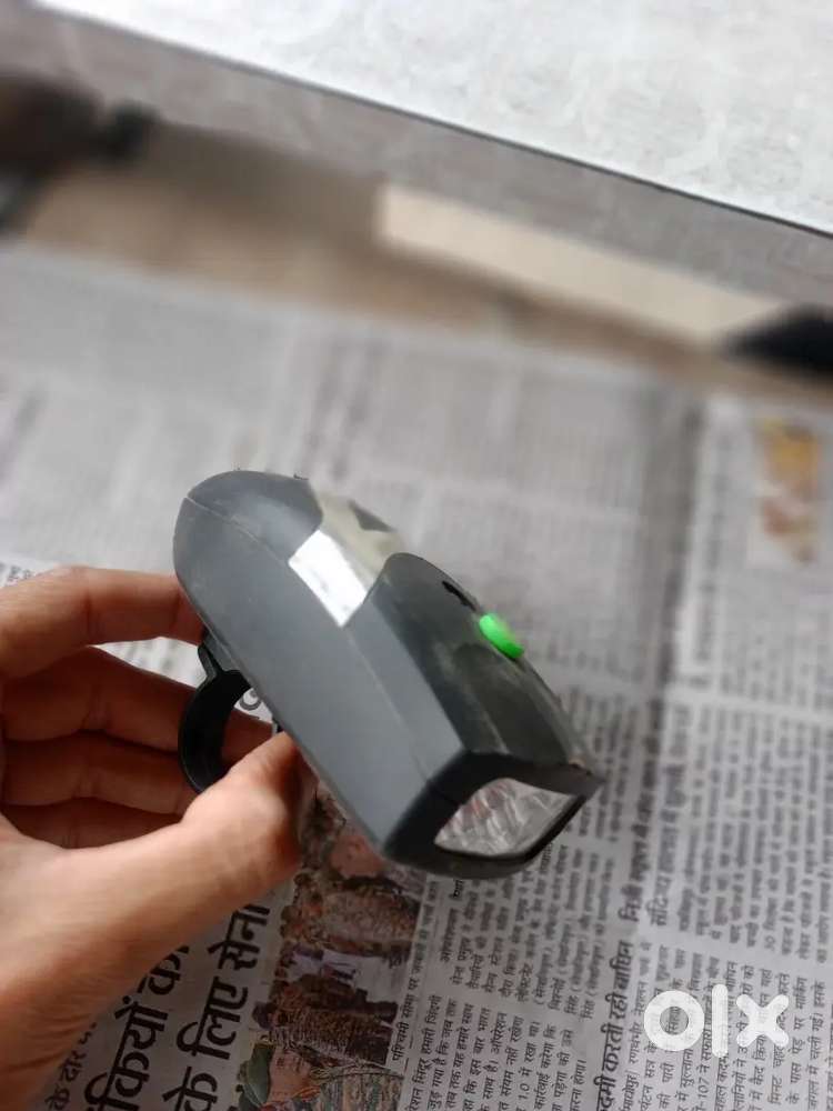 LED bicycle led headlight with horn