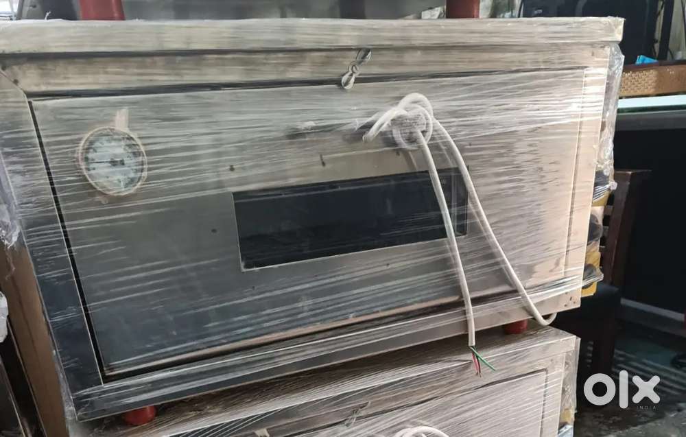 1 MONTH OLD COMMERCIAL PIZZA OVEN