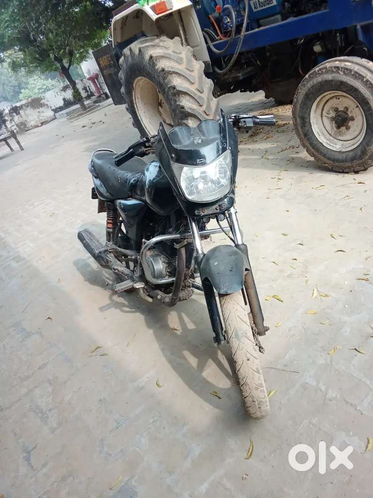 Good condition hai ,tyre new hai ,or 4 months phele engine kraya hai