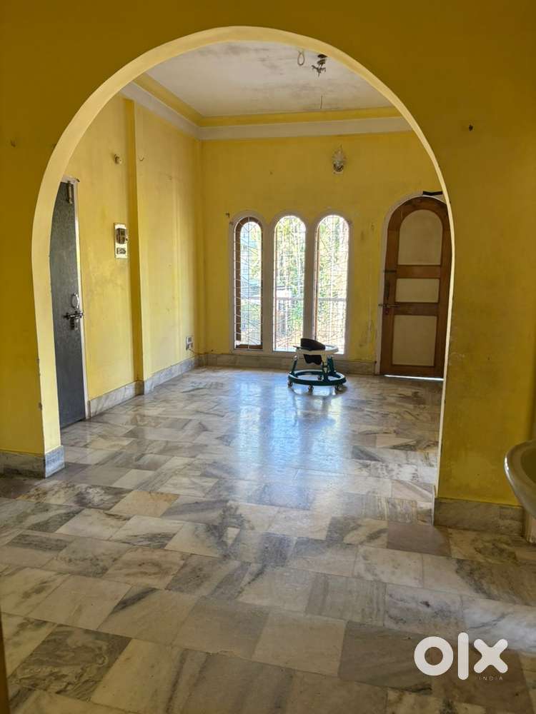 2BHK with dinning space