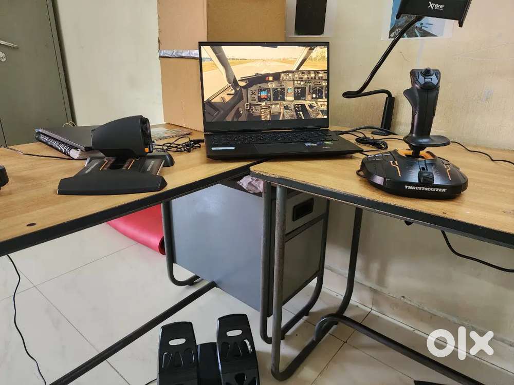 HP Omen Transcend 17 ck-2004tx Core i9-13900HX, RTX 4080, Aircraft Sim